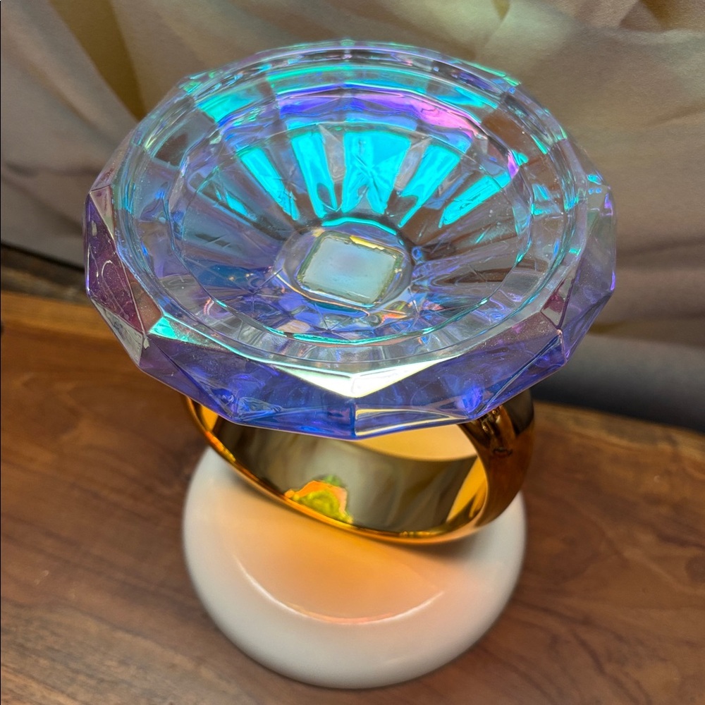 Bath & Body Works Diamond Ring 3-wick Candle Holder - Picture 2 of 2